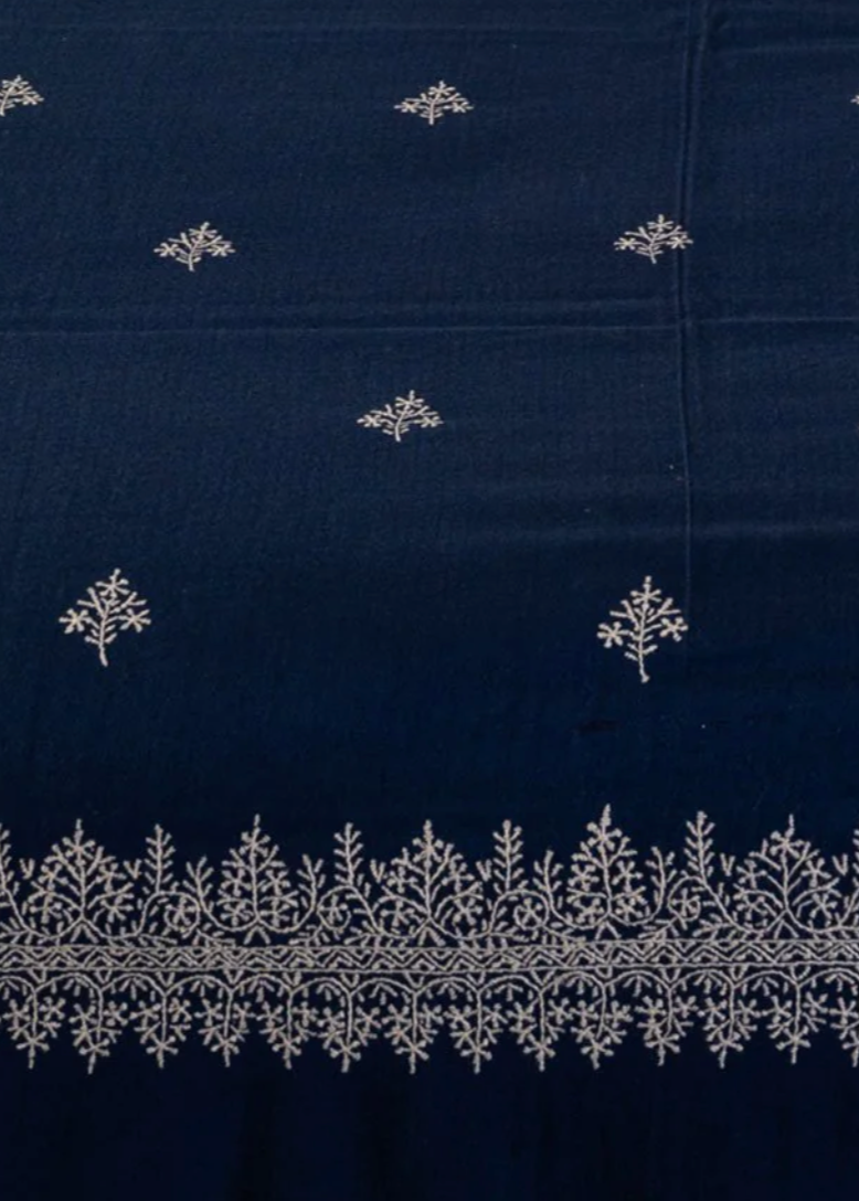 Chambi Bedspread with Sky Hues or Snow Shades